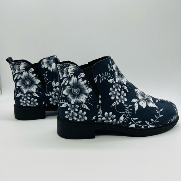 YES WE VIBE UNISEX FLORAL PATTERN PULL ON BOOTIES SIZE 8 MEN SIZE 9.5 WOMEN - Picture 4 of 12